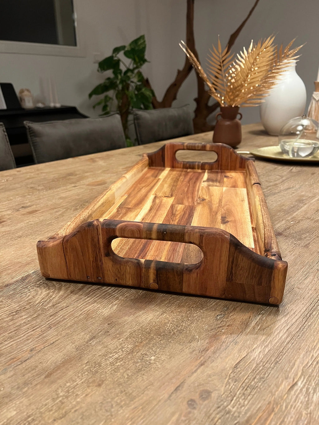 Plateau en bois d’acacia Sen-Wood Atelier