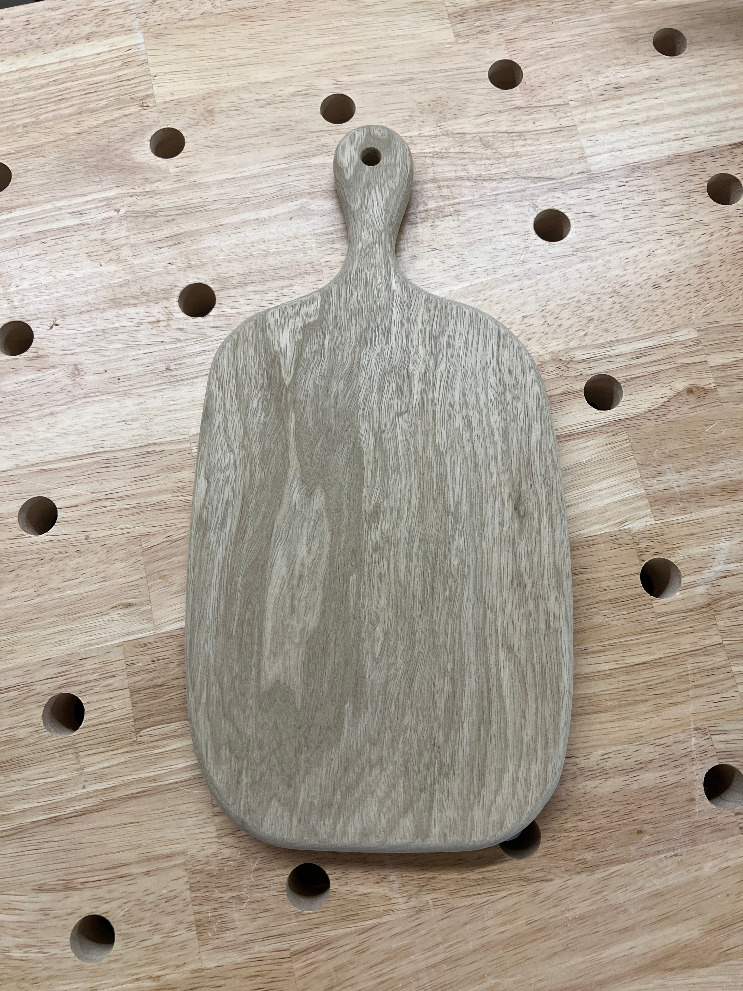 Planche à découper en bois