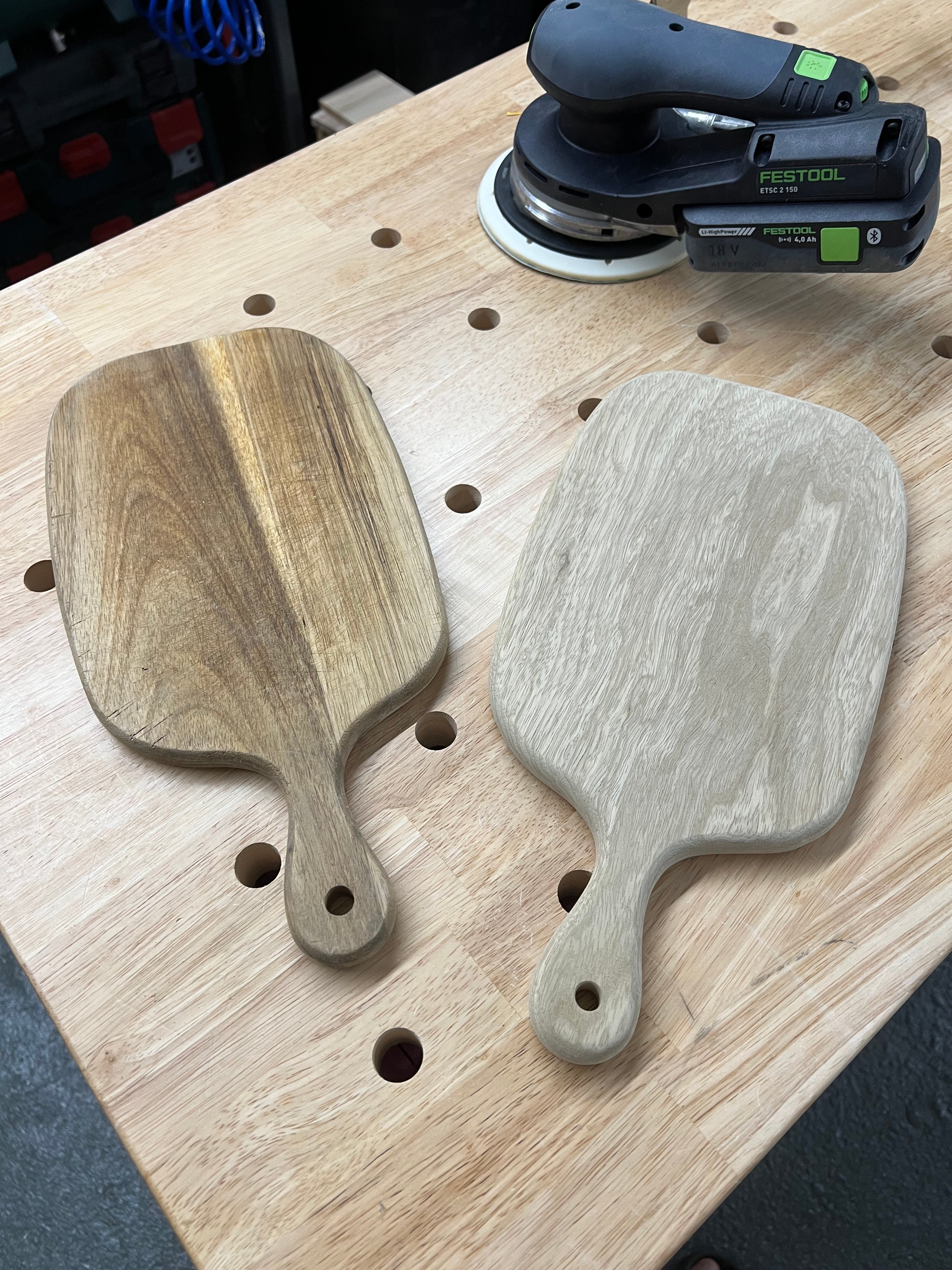 Planche à découper en bois