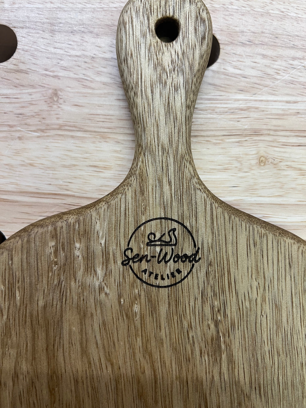 Planche à découper en bois