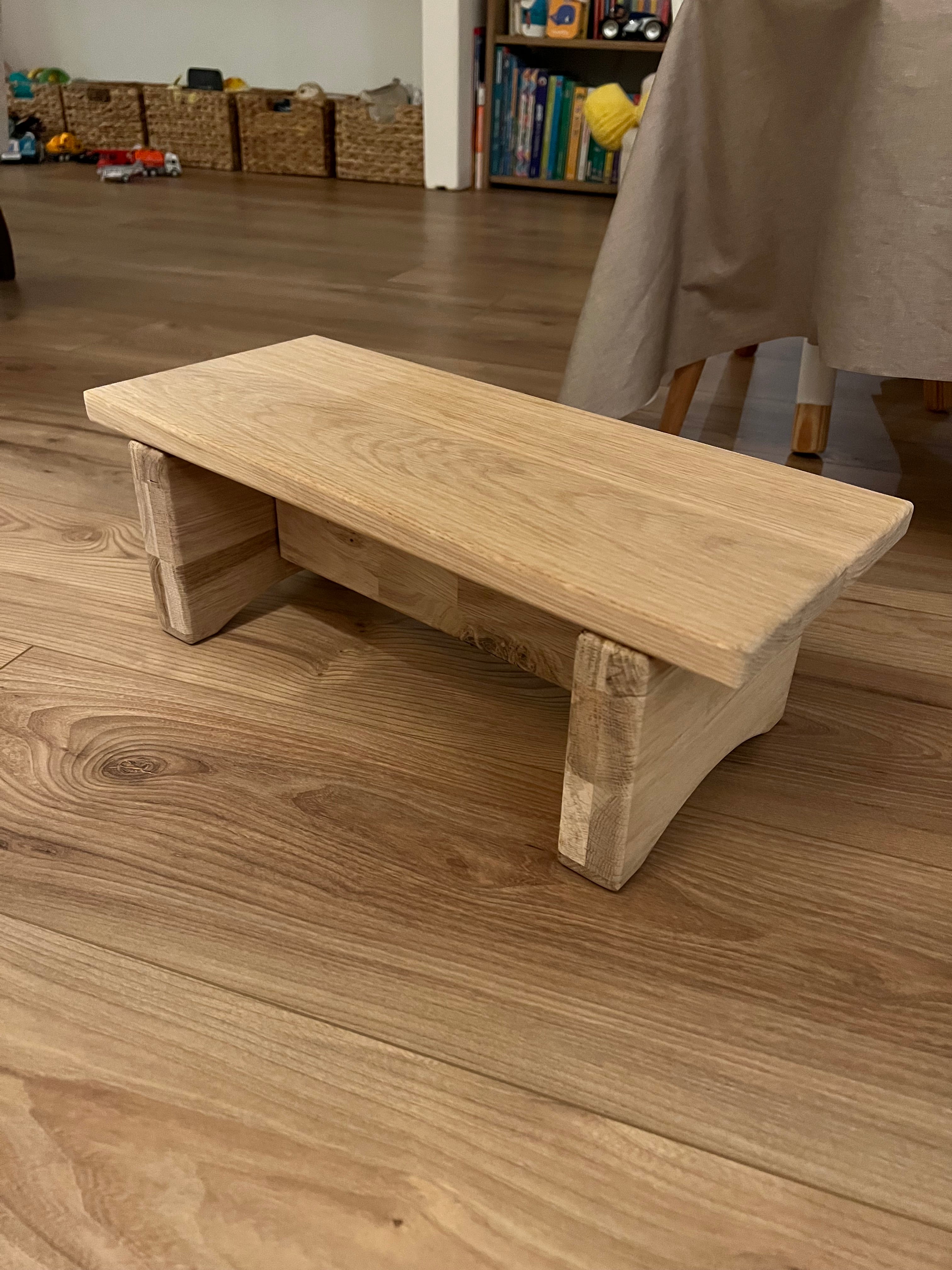 Tabouret en bois massif