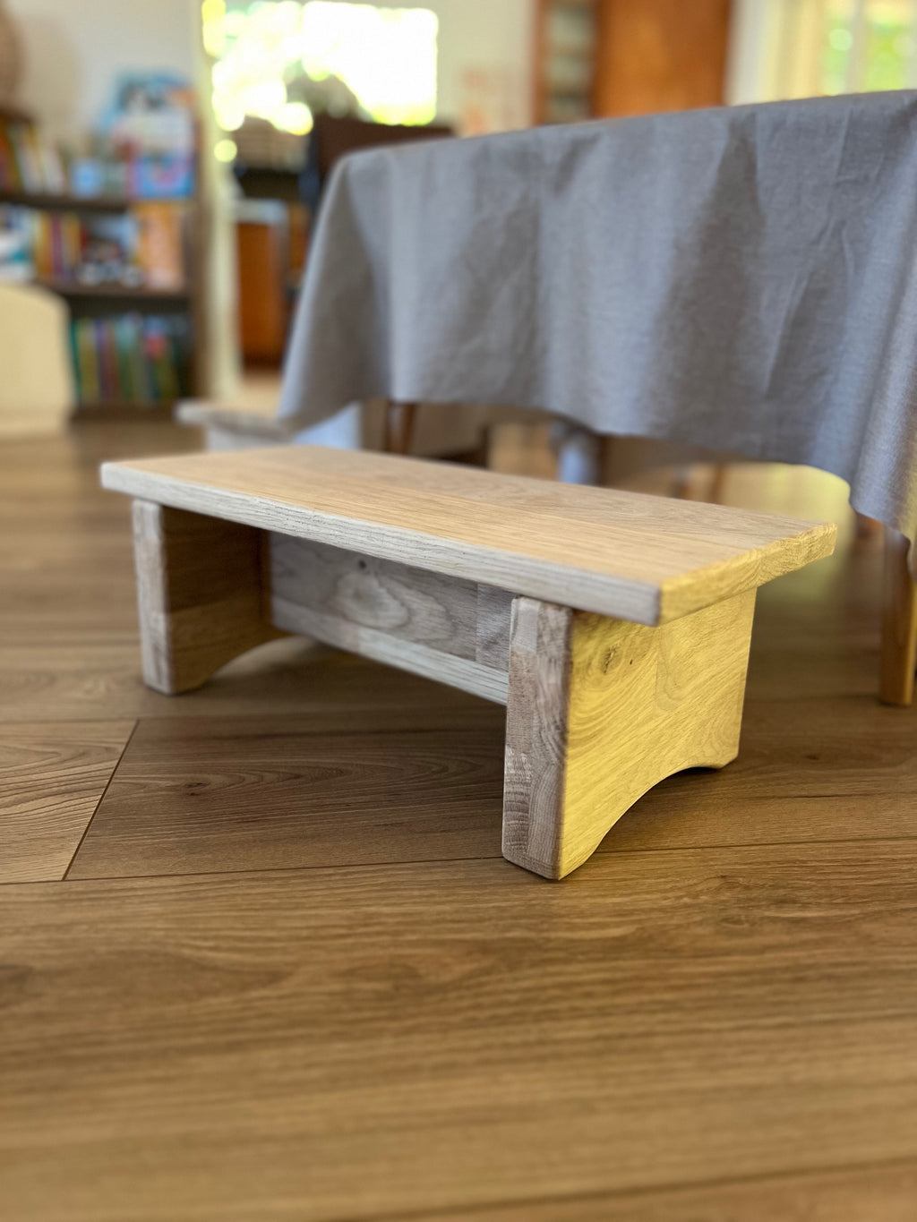 Tabouret en chêne Sen-Wood Atelier