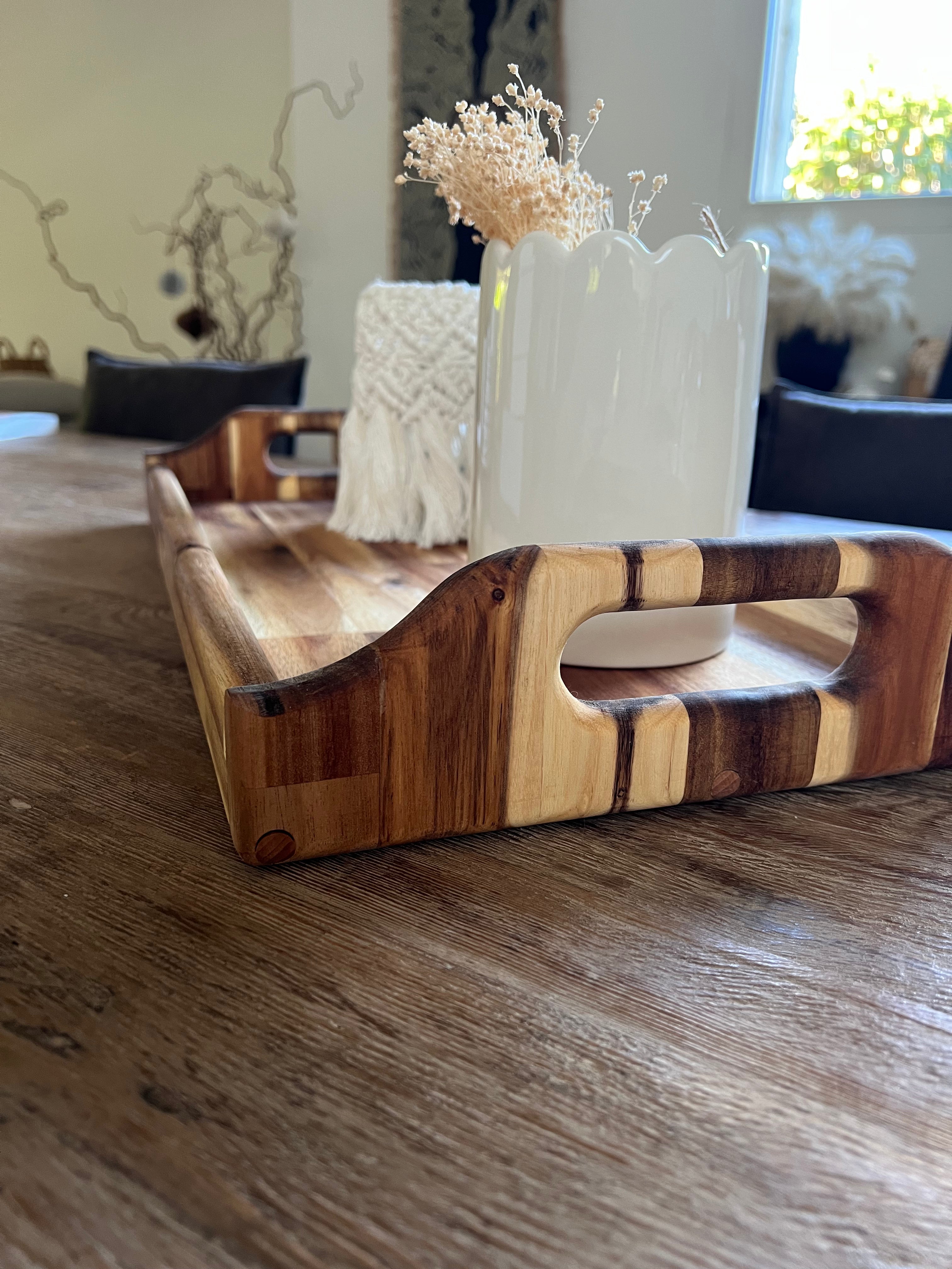 Plateau en bois d'acacia Sen-Wood Atelier